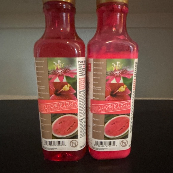 Maui Lightweight Hydration Shampoo + Conditioner - Picture 2 of 3